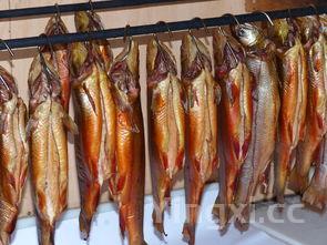 熏鲅鱼的做法 最正宗的做法视频zhenm，熏鲅鱼的做法最正宗的做法