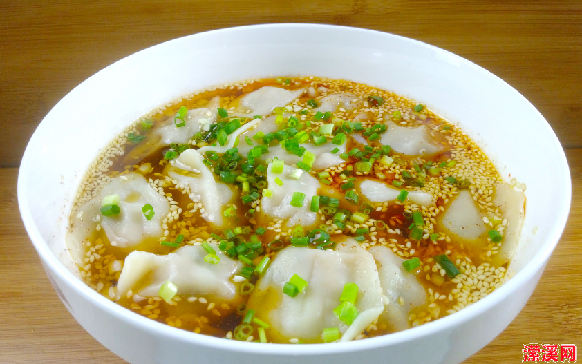 家庭版酸汤水饺的酸汤怎么做，适合家庭的酸汤水饺做法分享