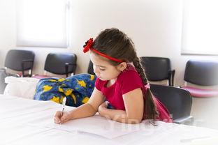 烘焙学校学费一般是多少，烘焙培训学校学费多少