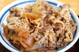 香干炒肉，香干炒肉盖浇饭
