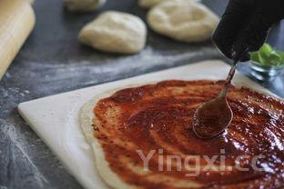 如何制作披萨,家庭自制披萨