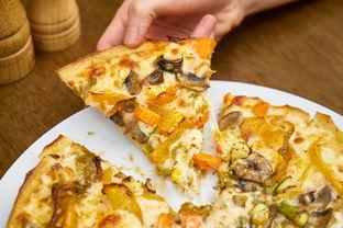 自己在家做披萨饼的面怎么和，自己在家做披萨