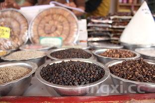 猪肉放什么炖又嫩又烂,猪肉怎么炖又烂又香