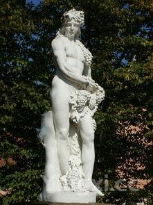 玛纳斯红酒有哪些,玛纳斯红酒公园图片