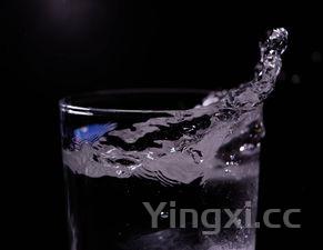 为什么喝白酒喝水,喝白酒为什么那么渴