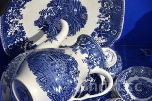 详细阅读:38度青瓷蓝瓷哪个贵,青瓷38度酒价格表 38度青瓷蓝瓷哪个贵,青瓷38度酒价格表