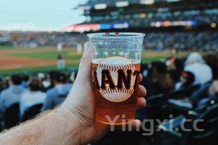 啤酒为什么那么吸引人,啤酒为什么那么吸引人注意