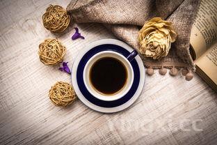 红酒杯为什么越薄越好，红酒杯为什么不一样