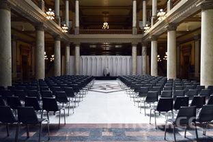 人大会议中心茅台和人民大会堂陈酿一个批次，人大会议中心茅台如何