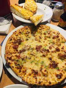 怎样制作披萨的过程，制作披萨自己制作披萨