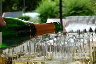 白酒怎么分类别，白酒怎么分型