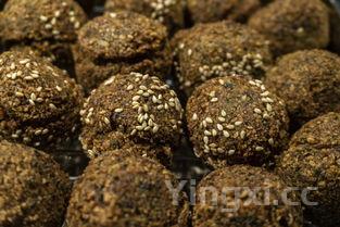 怎么蒸馒头好吃又松软,怎么蒸馒头好吃又松软盆和面好掉黑灰的颜色咋办