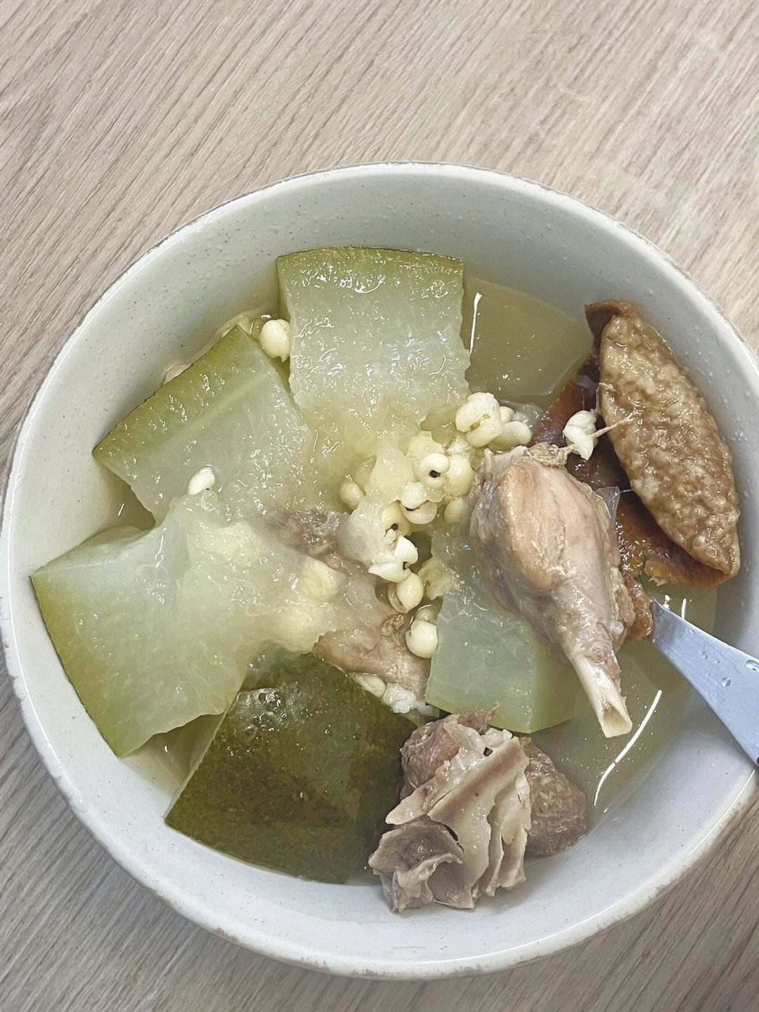 48种广式煲汤药材配料有哪些，48种广式煲汤